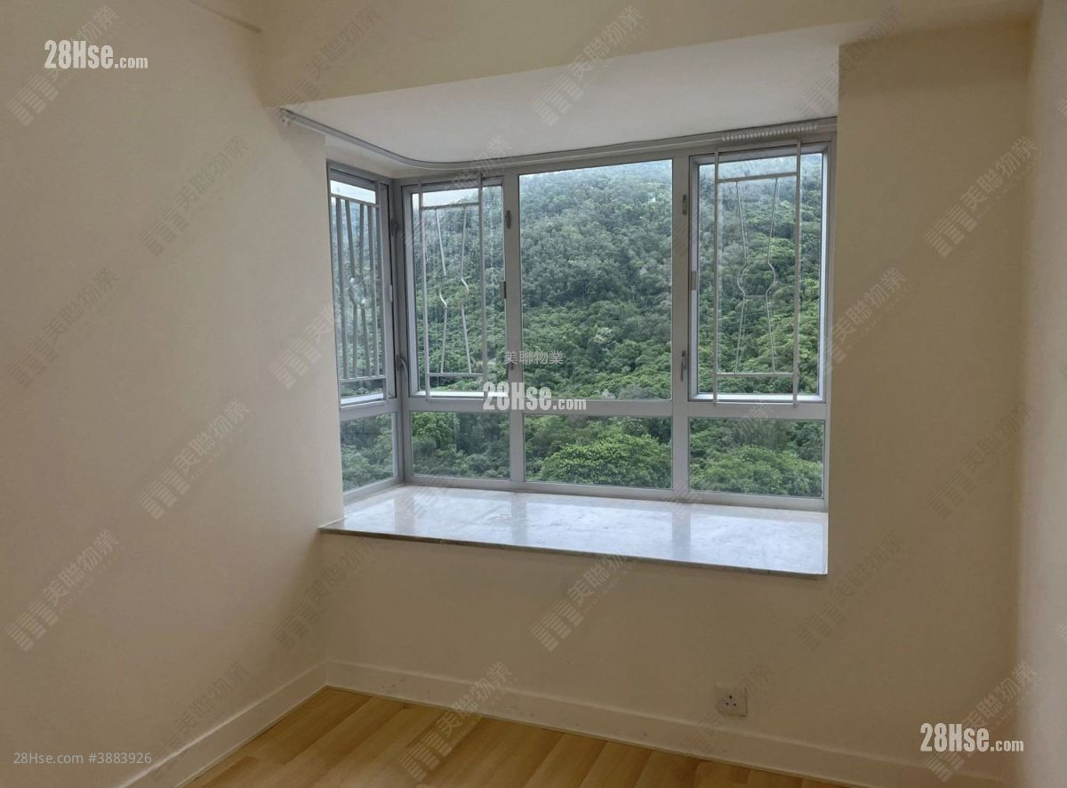 Tsuen Kam Centre Rental 2 Bedrooms 369 ft² ( 34.3 m² )
