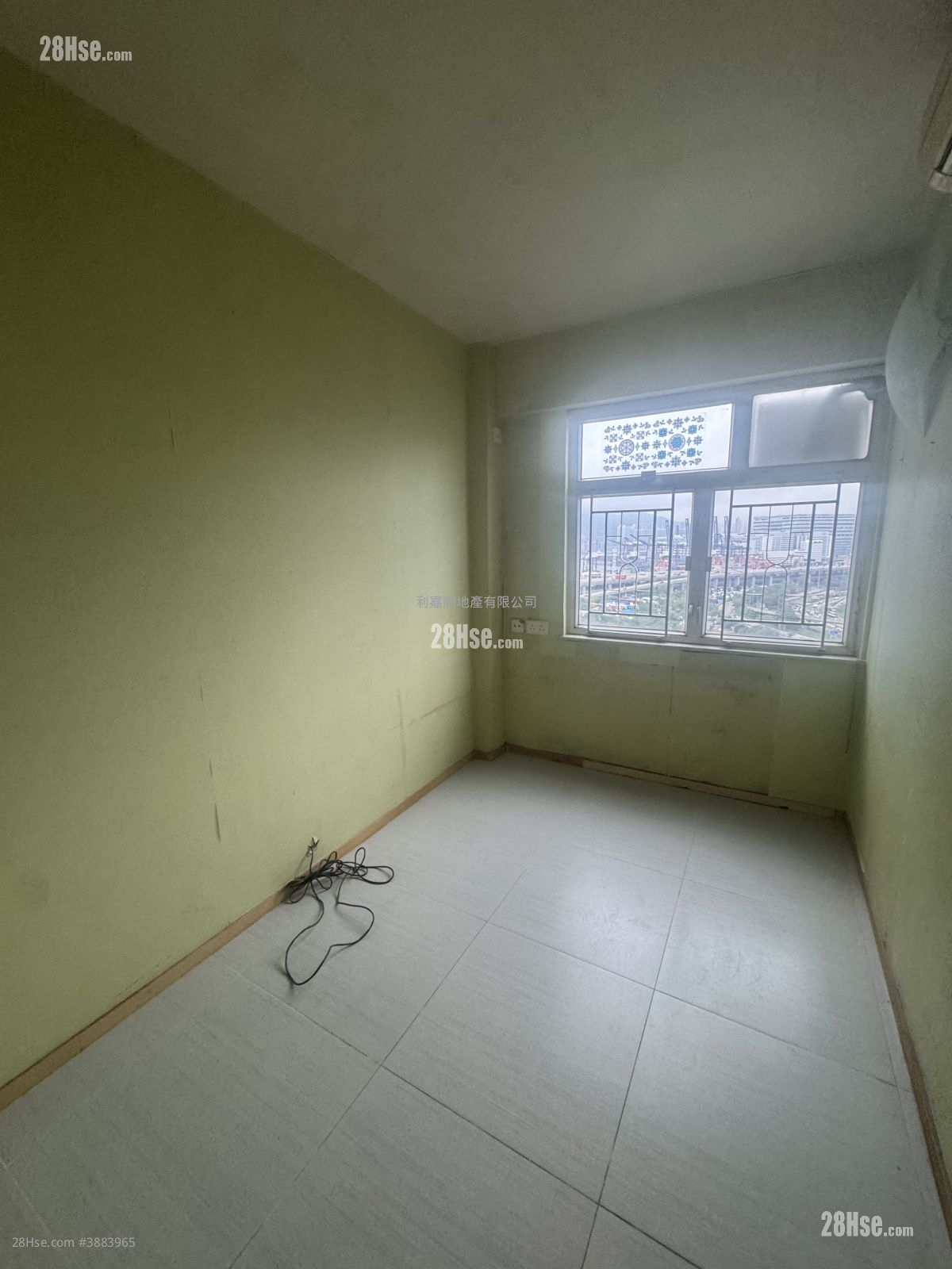 Mei Foo Sun Chuen Sell 3 Bedrooms , 2 Bathrooms 826 ft² ( 76.7 m² )
