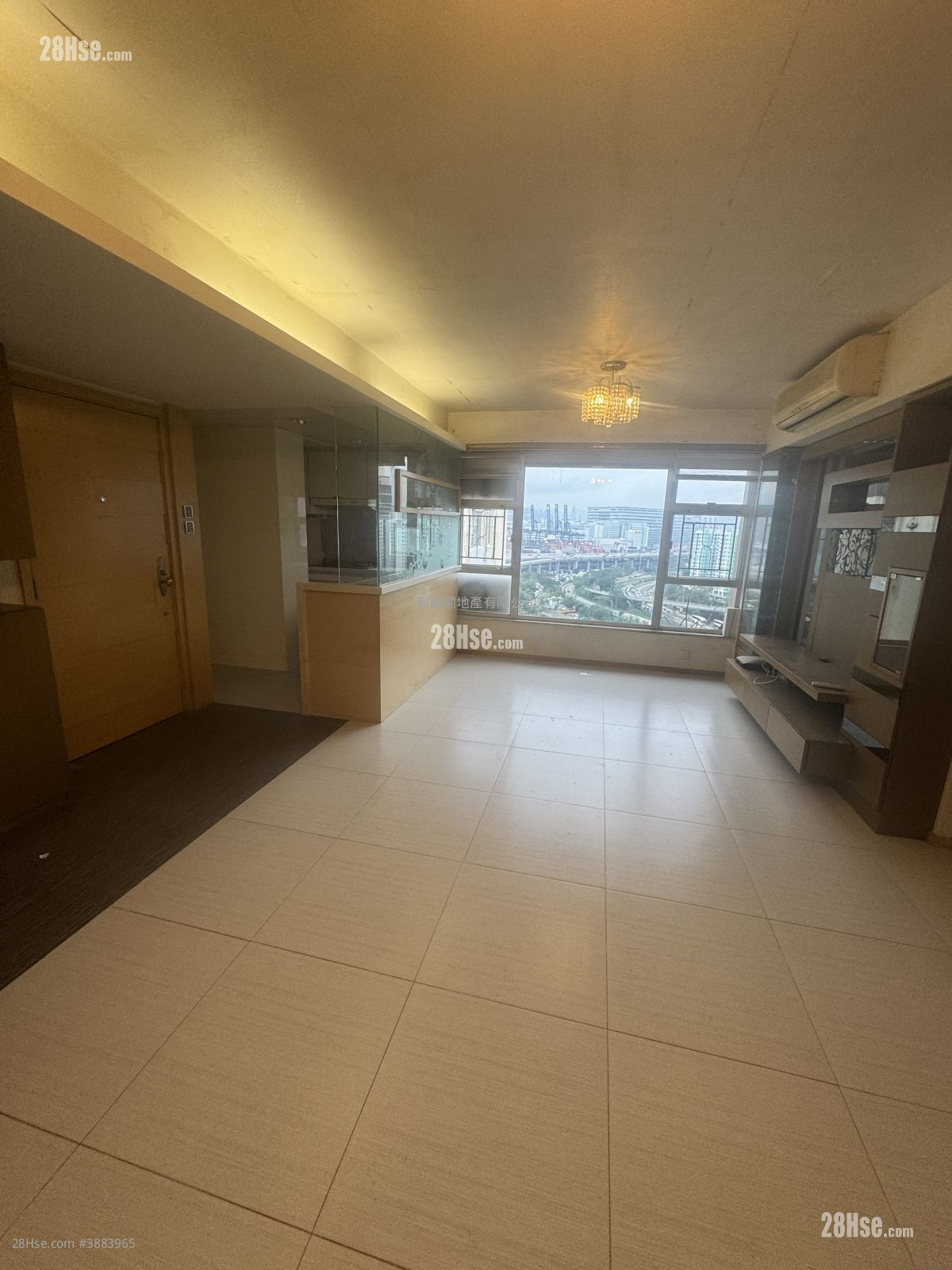 Mei Foo Sun Chuen Sell 3 Bedrooms , 2 Bathrooms 826 ft² ( 76.7 m² )