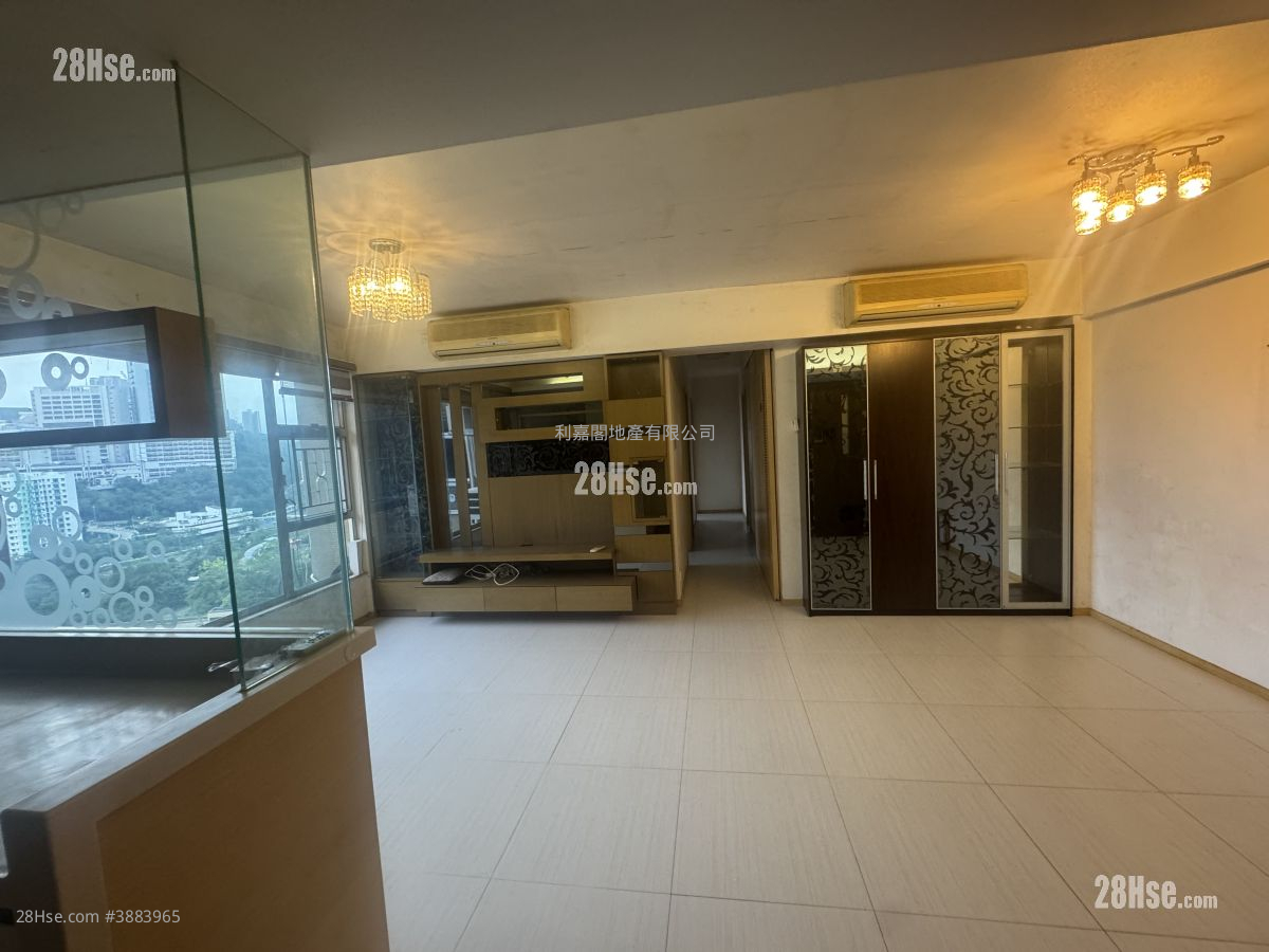 Mei Foo Sun Chuen Sell 3 Bedrooms , 2 Bathrooms 826 ft² ( 76.7 m² )
