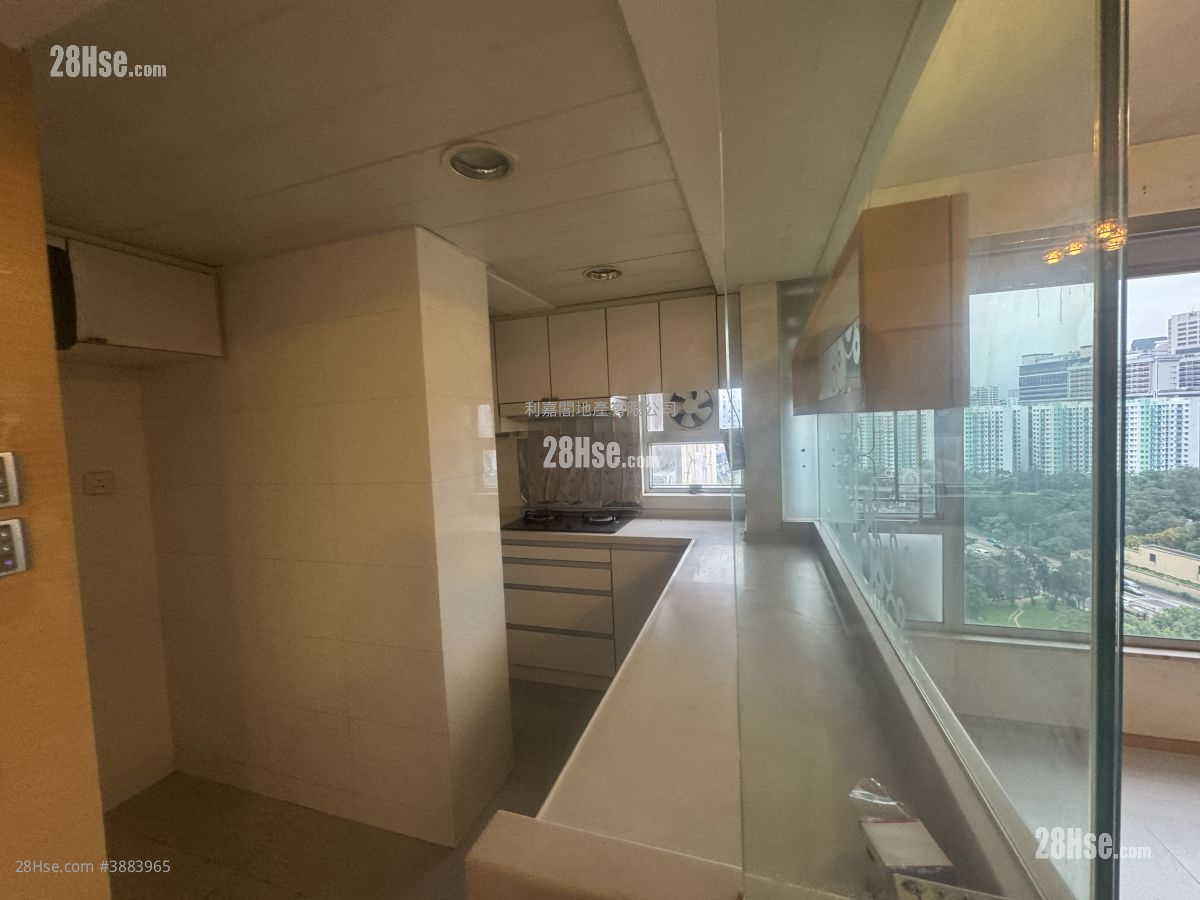 Mei Foo Sun Chuen Sell 3 Bedrooms , 2 Bathrooms 826 ft² ( 76.7 m² )