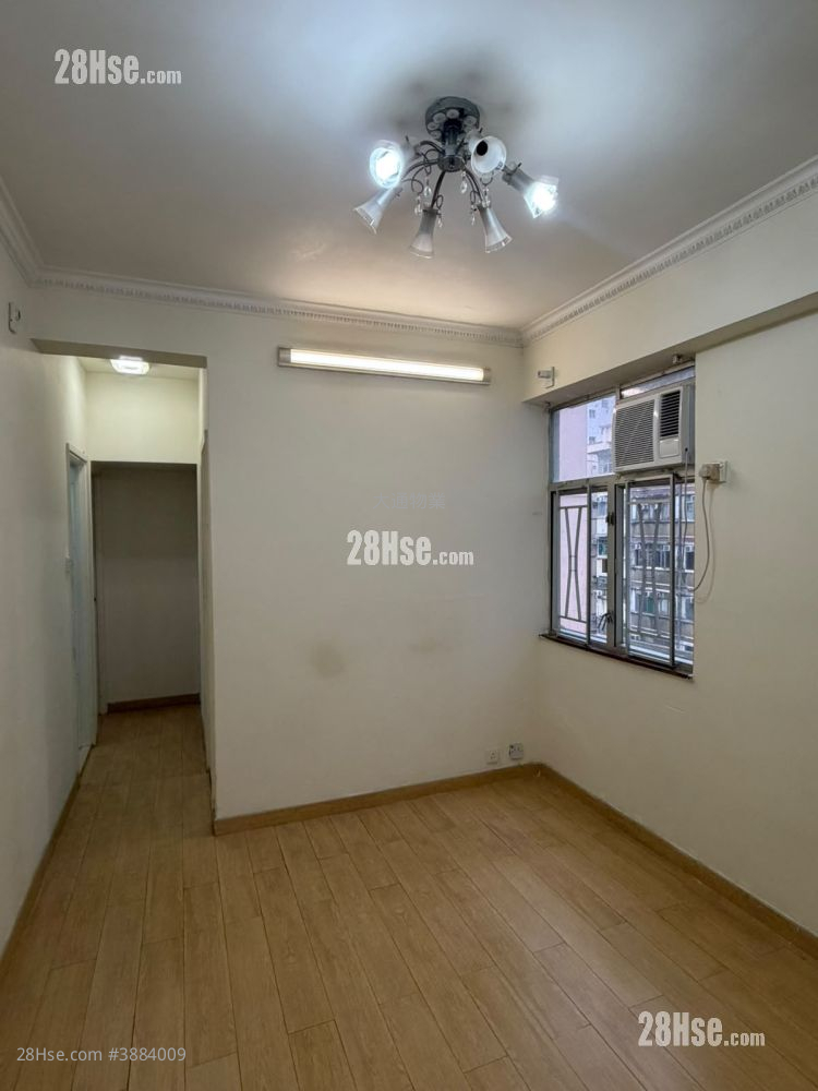 Wah Po Building Rental 2 Bedrooms , 1 Bathroom 305 ft² ( 28.3 m² )