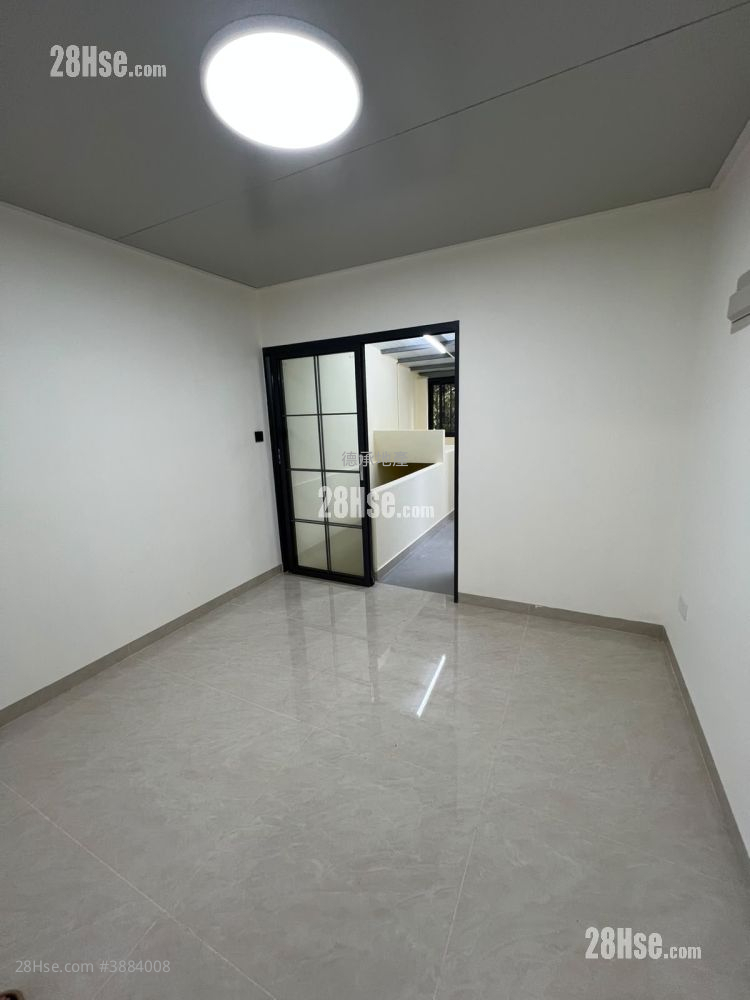 Village Rental 2 Bedrooms , 1 Bathroom