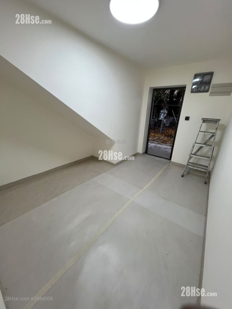 Village Rental 2 Bedrooms , 1 Bathroom