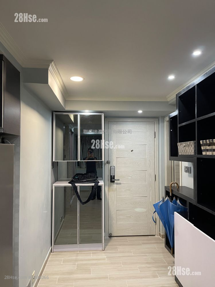 Smithfield Terrace Rental 1 Bedroom , 1 Bathroom 262 ft² ( 24.3 m² )