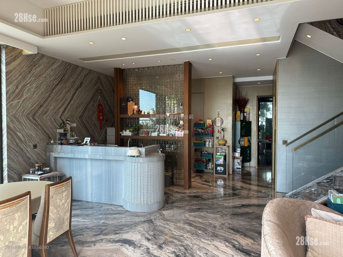 Deauville Sell 5+ Bedrooms 4,155 ft² ( 386.0 m² )