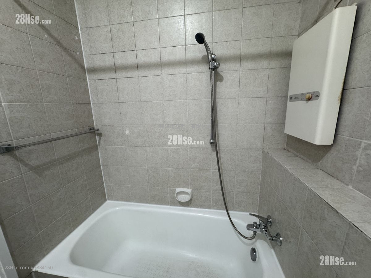 Liberty Mansion Rental 3 Bedrooms , 2 Bathrooms 694 ft² ( 64.5 m² )