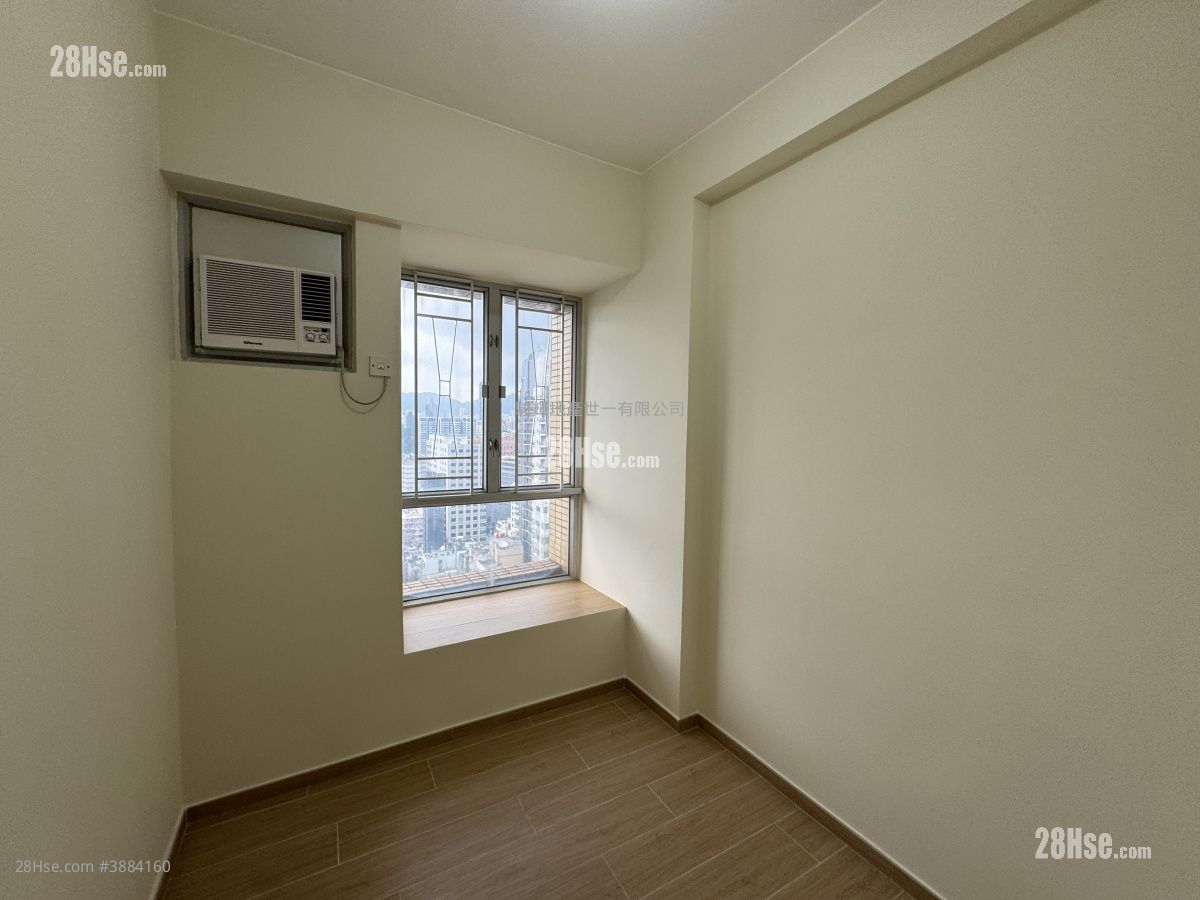 Liberty Mansion Rental 3 Bedrooms , 2 Bathrooms 694 ft² ( 64.5 m² )