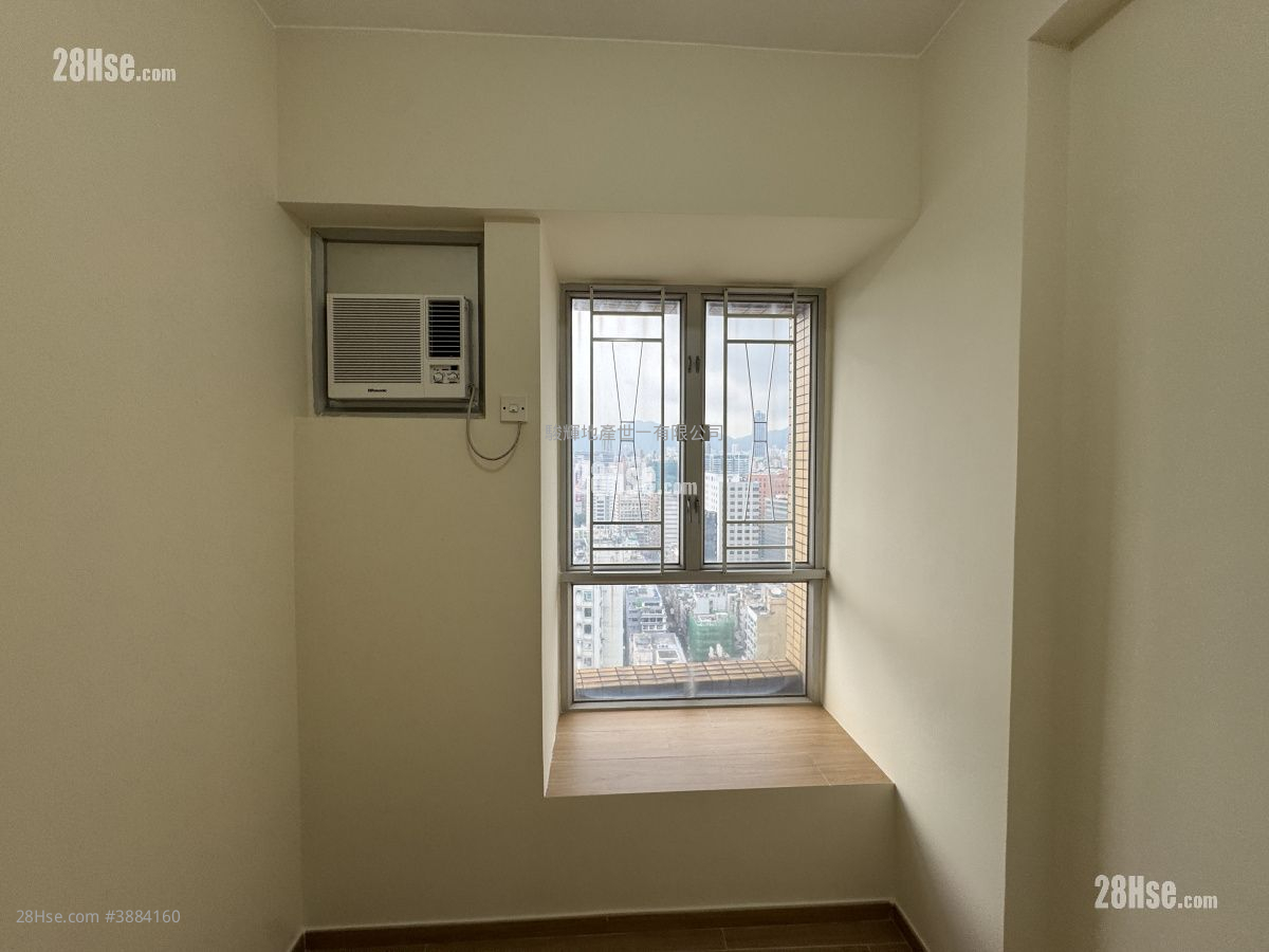 Liberty Mansion Rental 3 Bedrooms , 2 Bathrooms 694 ft² ( 64.5 m² )