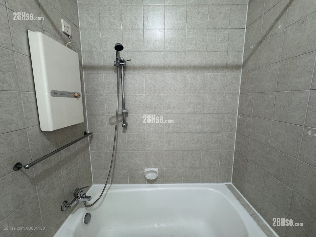 Liberty Mansion Rental 3 Bedrooms , 2 Bathrooms 694 ft² ( 64.5 m² )