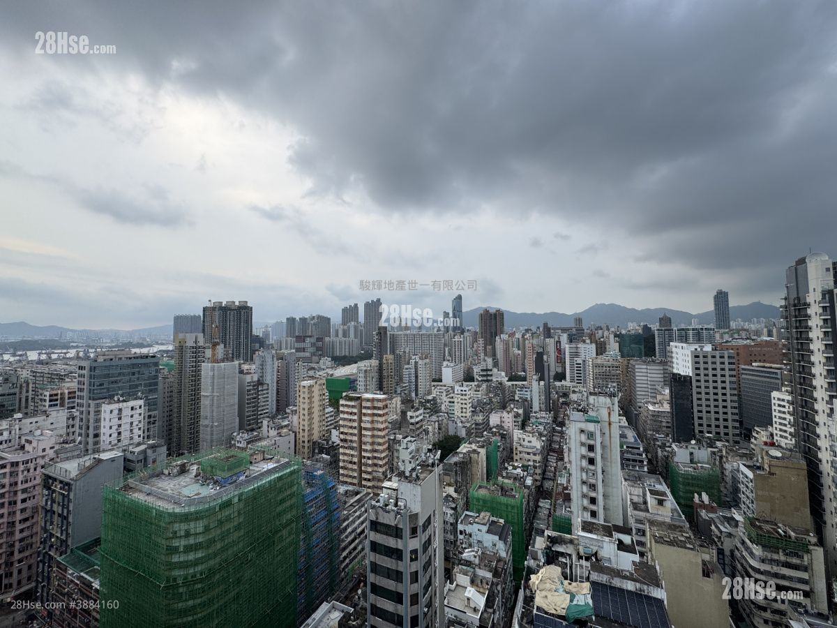 Liberty Mansion Rental 3 Bedrooms , 2 Bathrooms 694 ft² ( 64.5 m² )