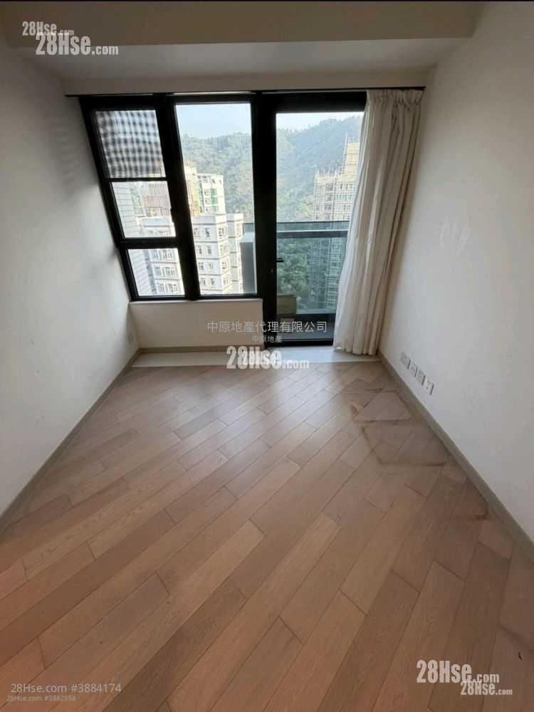 Mount Regency Sell 2 Bedrooms , 1 Bathroom 399 ft² ( 37.1 m² )