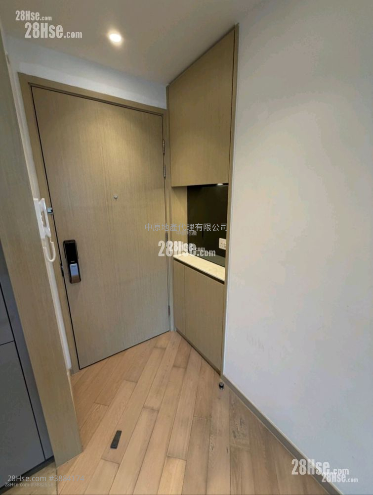 Mount Regency Sell 2 Bedrooms , 1 Bathroom 399 ft² ( 37.1 m² )