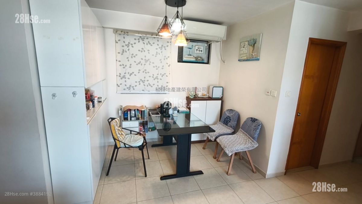 Prosperous Garden Sell 3 Bedrooms , 1 Bathroom 606 ft² ( 56.3 m² )