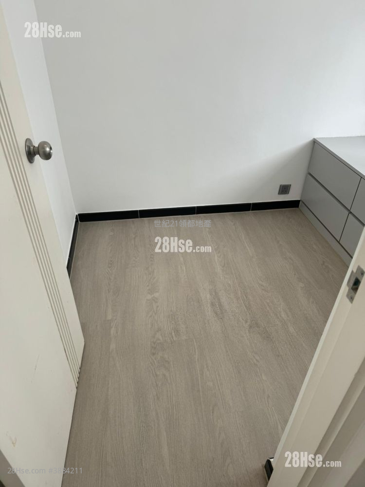 Kam Yuck Building Rental 1 Bedroom , 1 Bathroom 224 ft² ( 20.8 m² )