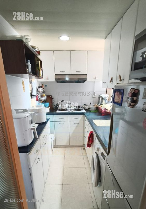 Prosperous Garden Sell 3 Bedrooms , 1 Bathroom 606 ft² ( 56.3 m² )
