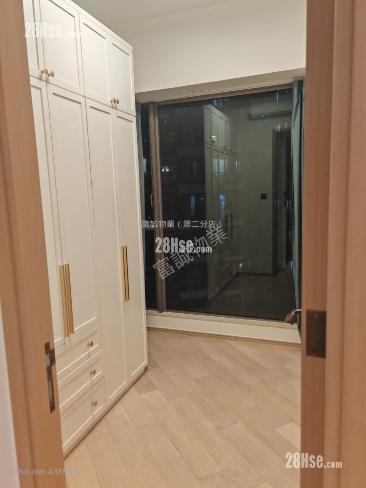 One East Coast Sell 2 Bedrooms , 1 Bathroom 374 ft² ( 34.7 m² )