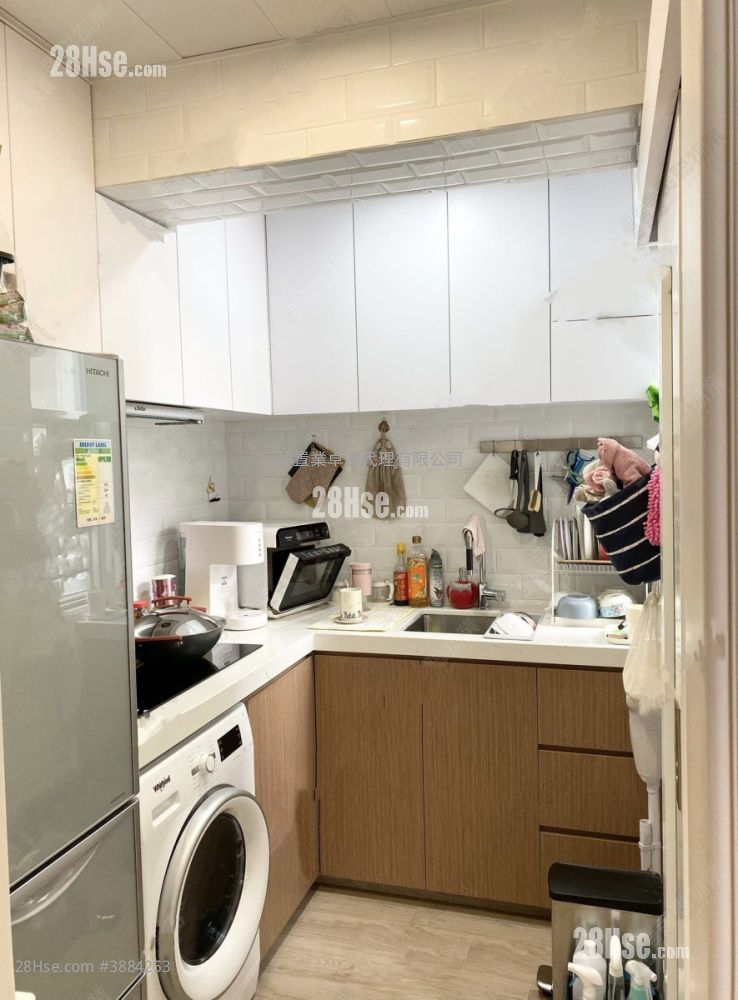 Tuen Mun Town Plaza Rental 2 Bedrooms 318 ft² ( 29.5 m² )