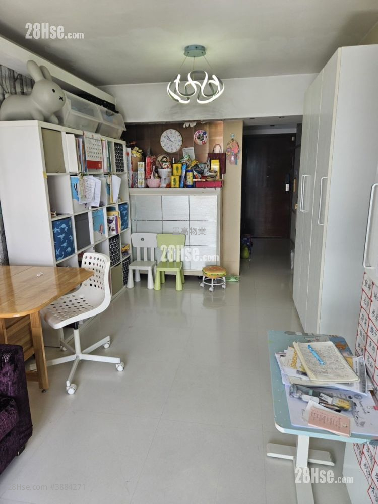 Grand Waterfront Sell 2 Bedrooms , 2 Bathrooms 616 ft² ( 57.2 m² )