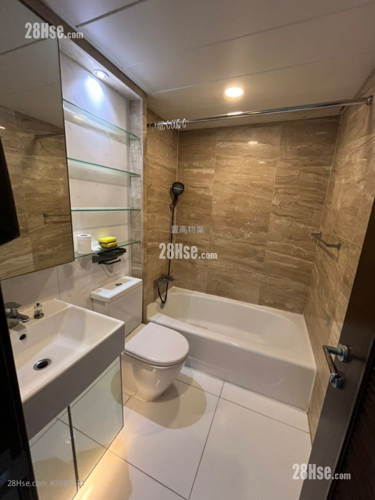 Grand Waterfront Sell 2 Bedrooms , 2 Bathrooms 616 ft² ( 57.2 m² )