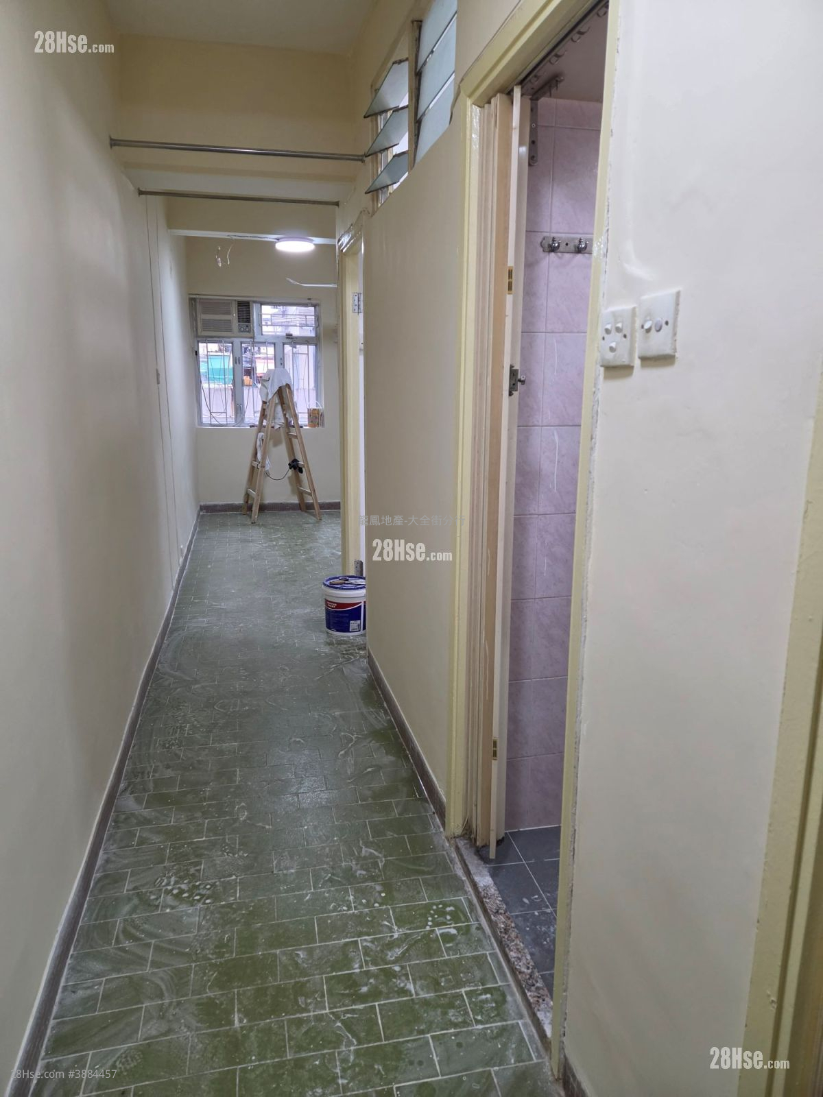Chung Hing Building Rental 1 Bedroom , 1 Bathroom 372 ft² ( 34.6 m² )