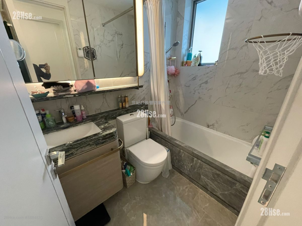 Monaco Rental 2 Bedrooms , 1 Bathroom 499 ft² ( 46.4 m² )
