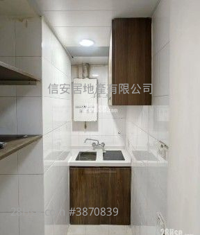 Lee Bo Building Rental 1 Bedroom , 1 Bathroom 258 ft² ( 24.0 m² )