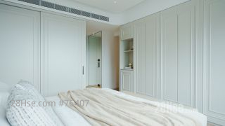 设计单位实用面积1916平方尺，便属于屋苑中最大的三房户。