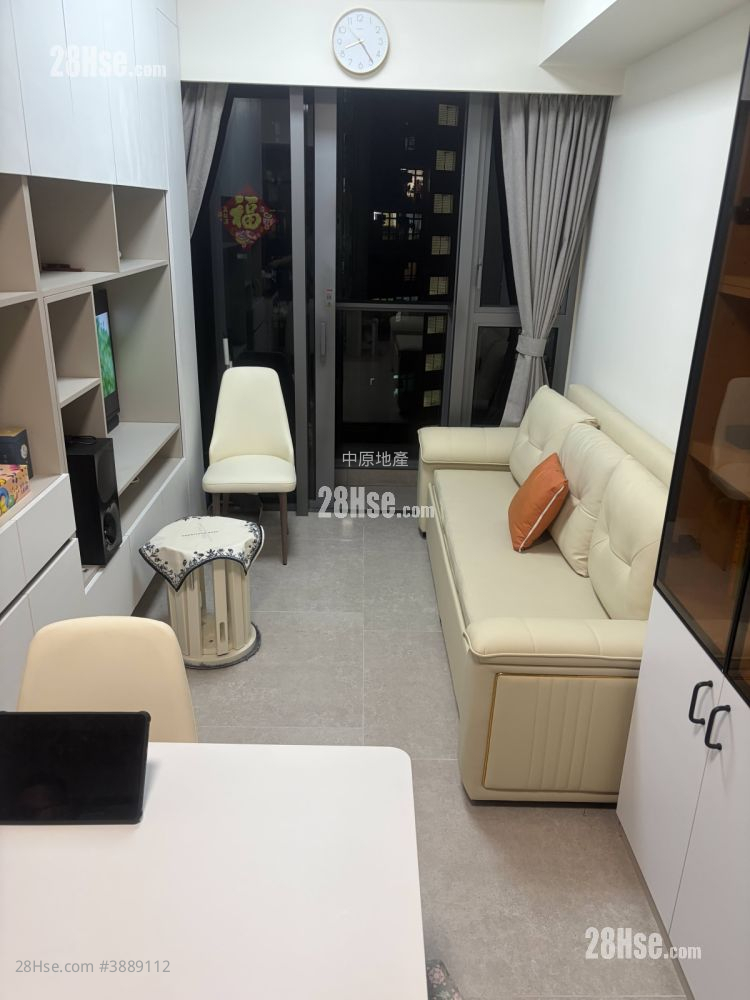 Novo Land Sell 2 Bedrooms , 1 Bathroom 400 ft² ( 37.2 m² )