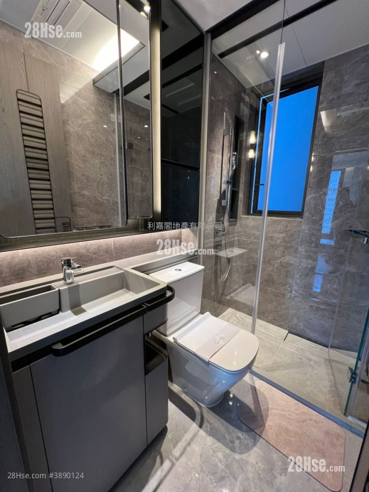 Cullinan Sky Sell 2 Bedrooms , 1 Bathroom 460 ft² ( 42.7 m² )