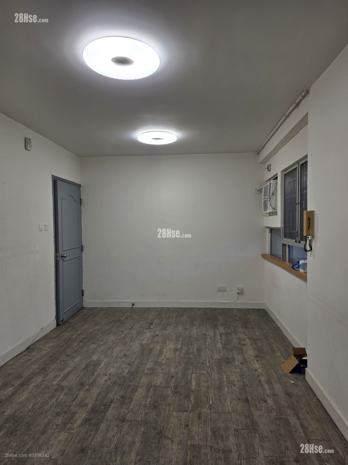 Serene Garden Sell 2 Bedrooms , 1 Bathroom 431 ft² ( 40.0 m² )