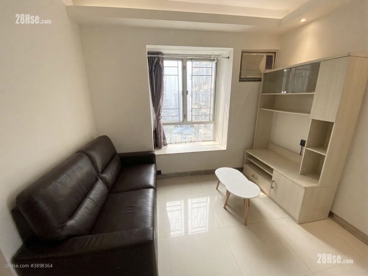 Tuen Mun Town Plaza Sell 2 Bedrooms , 1 Bathroom 326 ft² ( 30.3 m² )