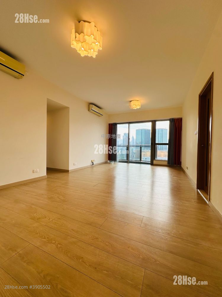 Grand Austin Sell 4 Bedrooms 1,196 ft² ( 111.1 m² )