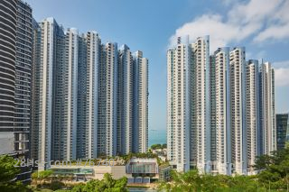 利好因素纷呈 楼市唔「息」惊  豪宅「有价有市」
