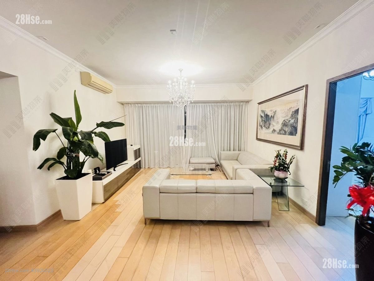 Hill Paramount Sell 4 Bedrooms , 3 Bathrooms 1,825 ft² ( 169.5 m² )
