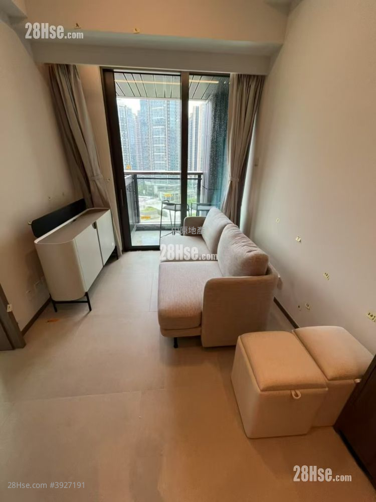 Cullinan Sky Rental 1 Bedroom , 1 Bathroom 301 ft² ( 28.0 m² )