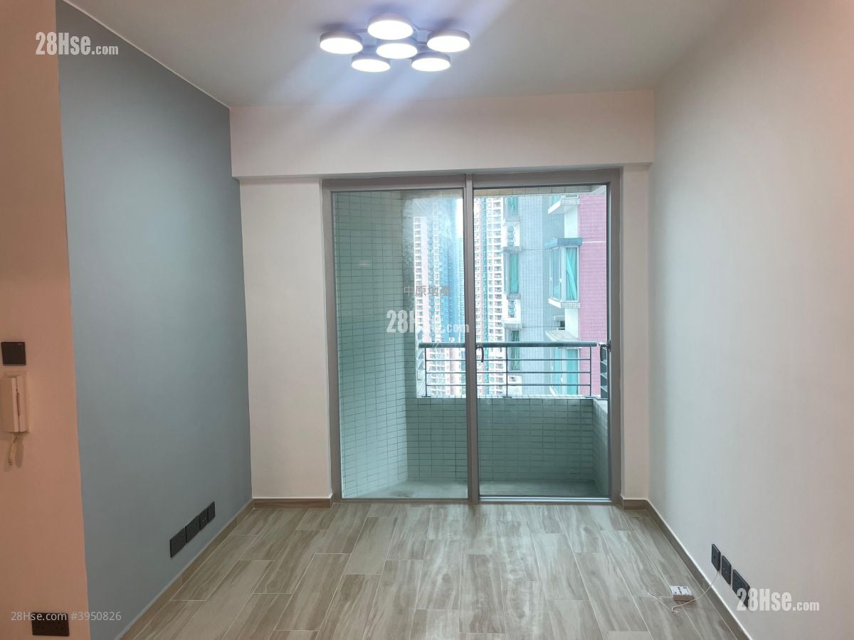 Metro Harbour View Sell 2 Bedrooms 440 ft² ( 40.9 m² )