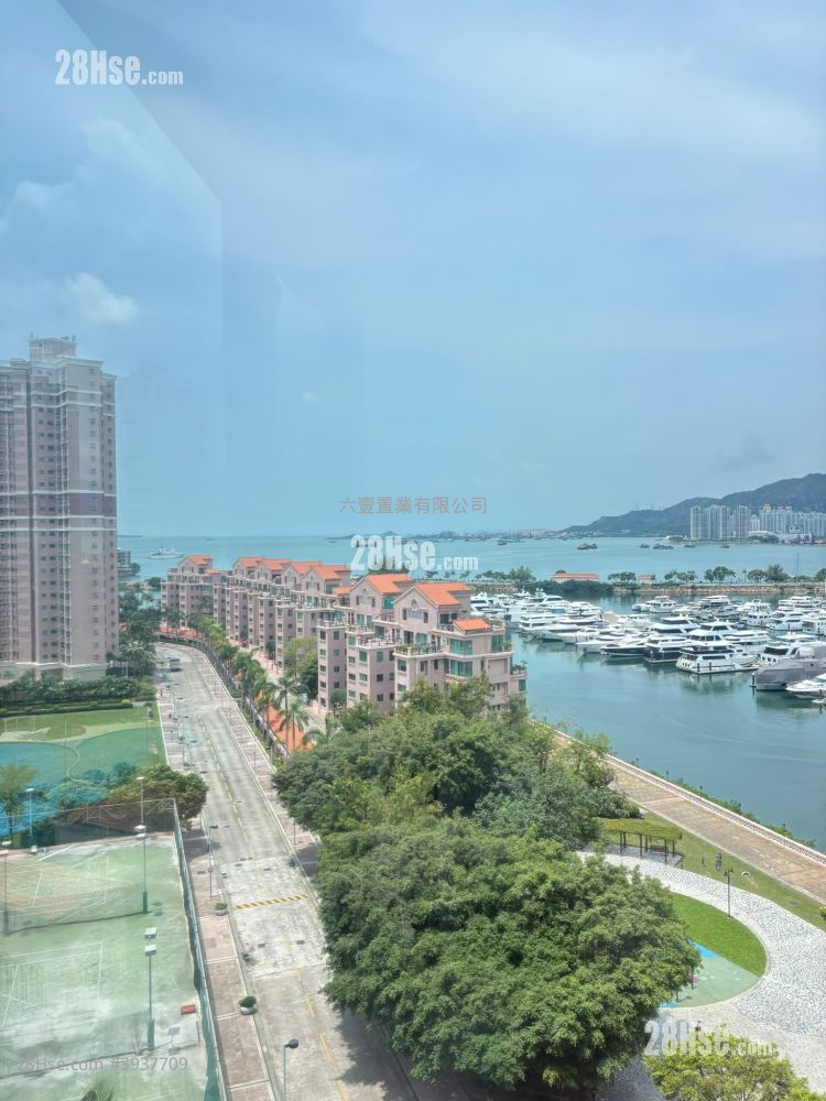 Hong Kong Gold Coast Rental 3 Bedrooms , 2 Bathrooms 680 ft² ( 63.2 m² )