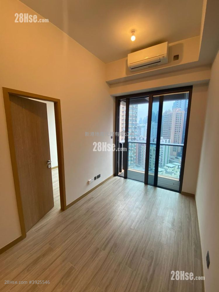 The Vantage Sell 1 Bedroom , 1 Bathroom 268 ft² ( 24.9 m² )