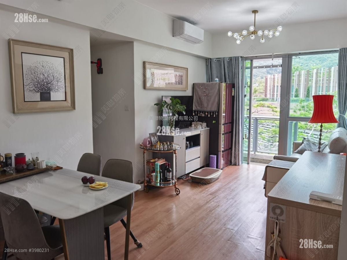 The Riverpark Sell 3 Bedrooms , 2 Bathrooms 729 ft² ( 67.7 m² )