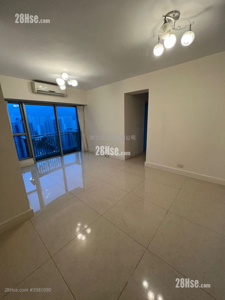 Festival City Rental 786 ft² ( 73.0 m² )