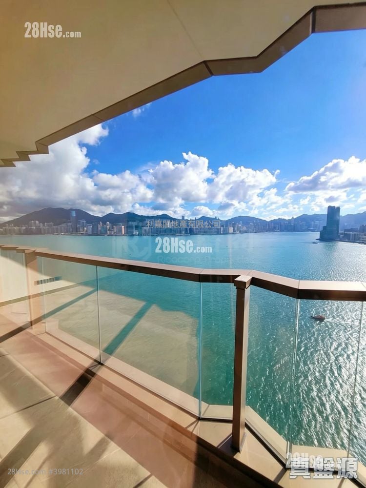 Pano Harbour Rental 2,088 ft² ( 194.0 m² )
