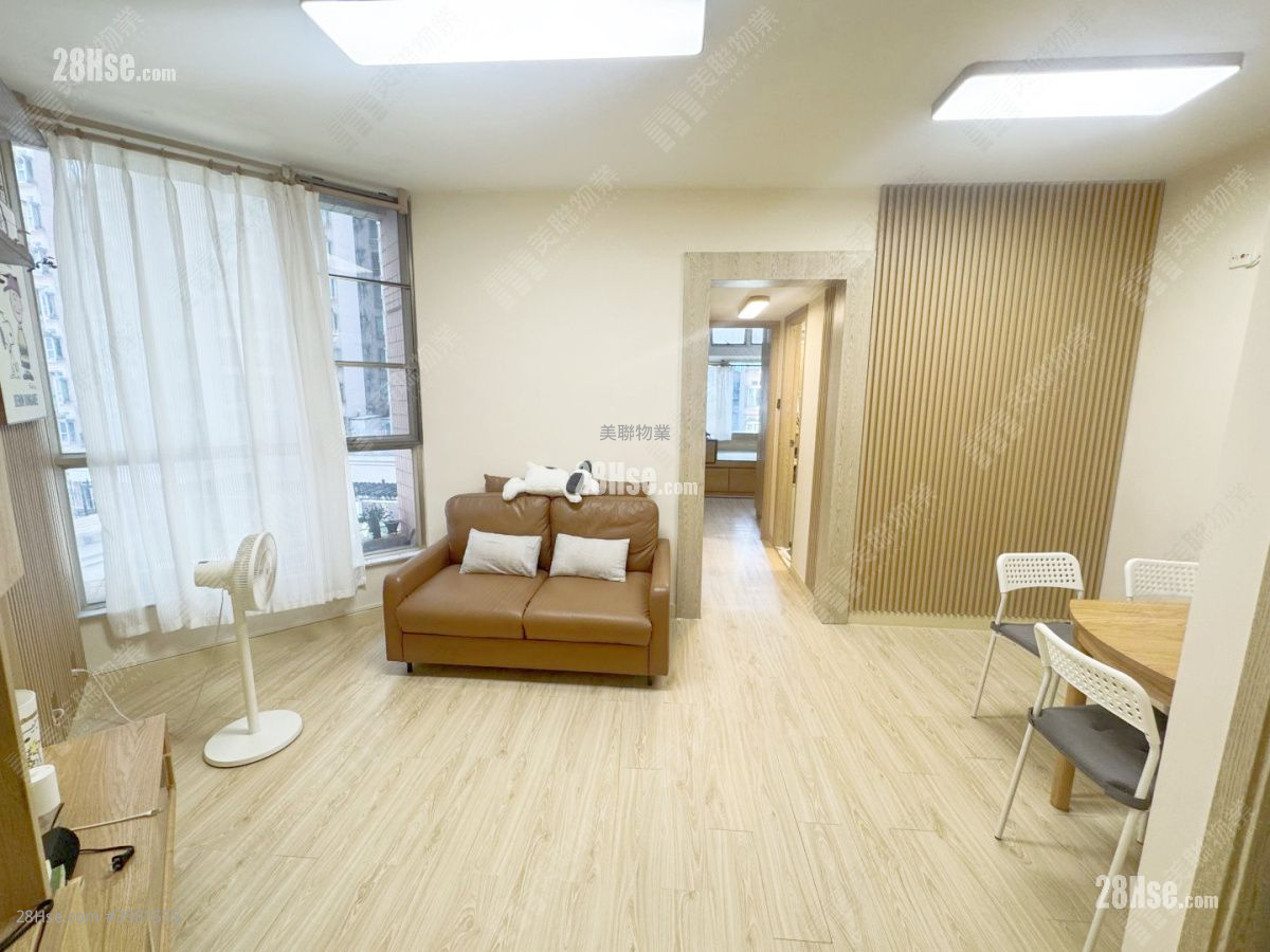 Avon Park Sell 2 Bedrooms , 1 Bathroom 400 ft² ( 37.2 m² )