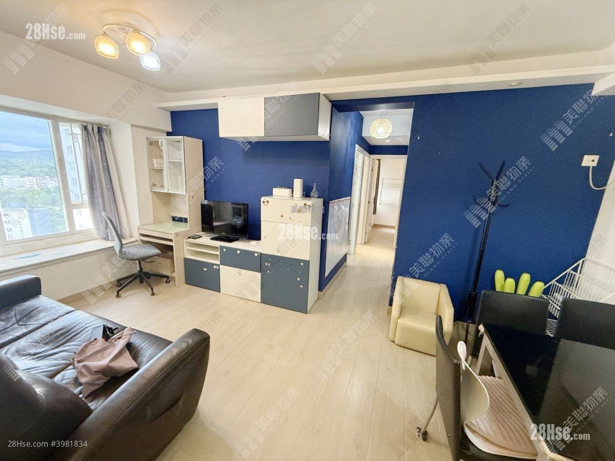 Fanling Centre Rental 3 Bedrooms , 1 Bathroom 512 ft² ( 47.6 m² )