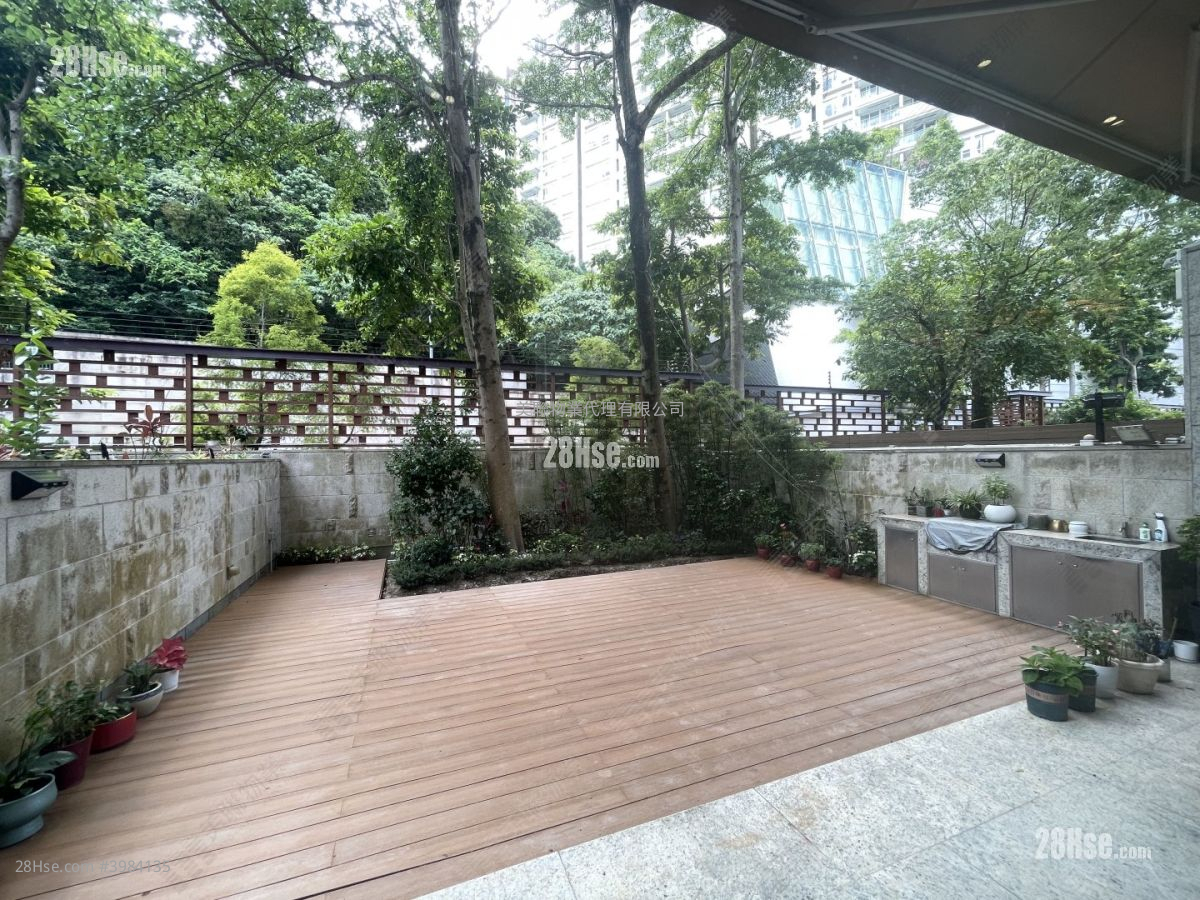 Peak House Sell 3 Bedrooms 2,532 ft² ( 235.2 m² )