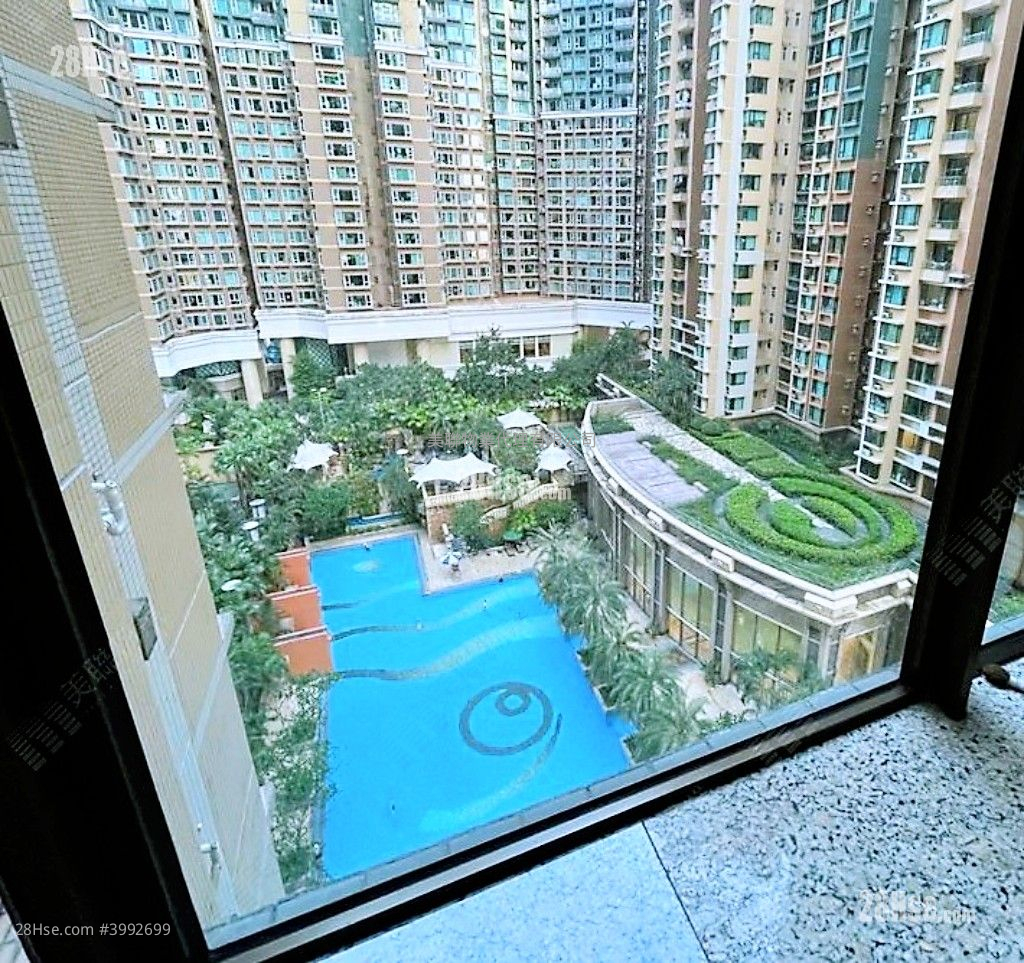 Liberte Sell 2 Bedrooms , 1 Bathroom 523 ft² ( 48.6 m² )