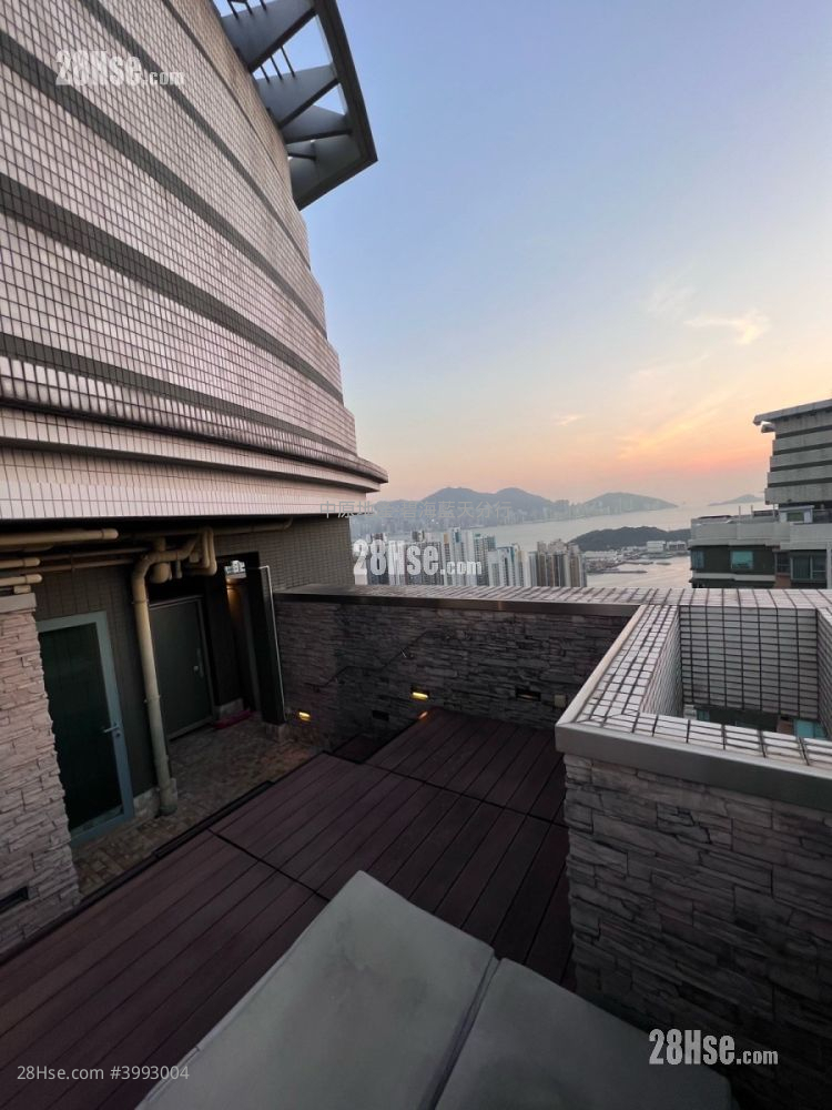 Aquamarine Sell 3 Bedrooms 1,178 ft² ( 109.4 m² )