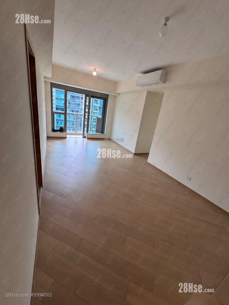 Grand Mayfair  Rental 4 Bedrooms , 3 Bathrooms 832 ft² ( 77.3 m² )