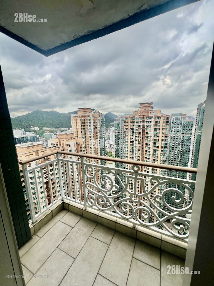 Banyan Garden Sell 2 Bedrooms 512 ft² ( 47.6 m² )