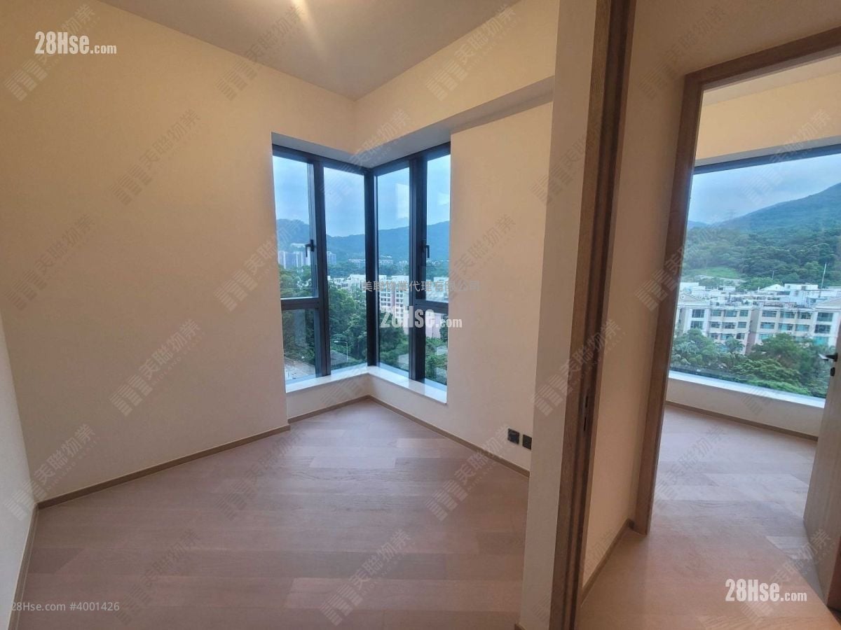 Le Mont Sell 3 Bedrooms 654 ft² ( 60.8 m² )